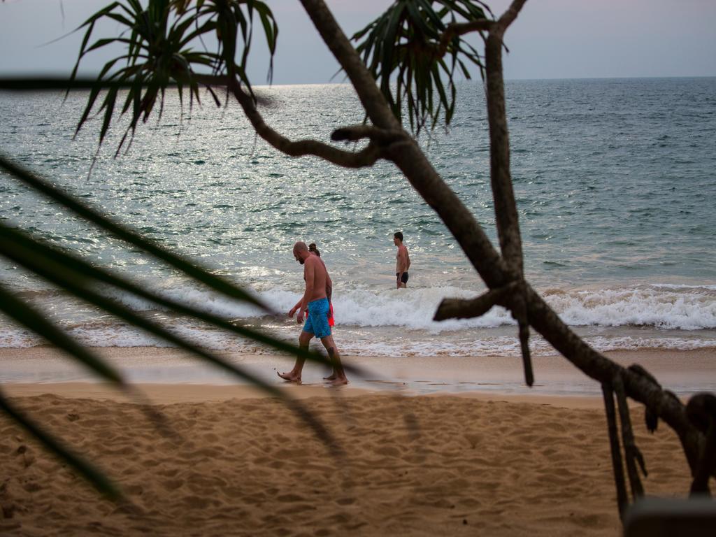 Thejan Beach Cabanas Bentota Bagian luar foto