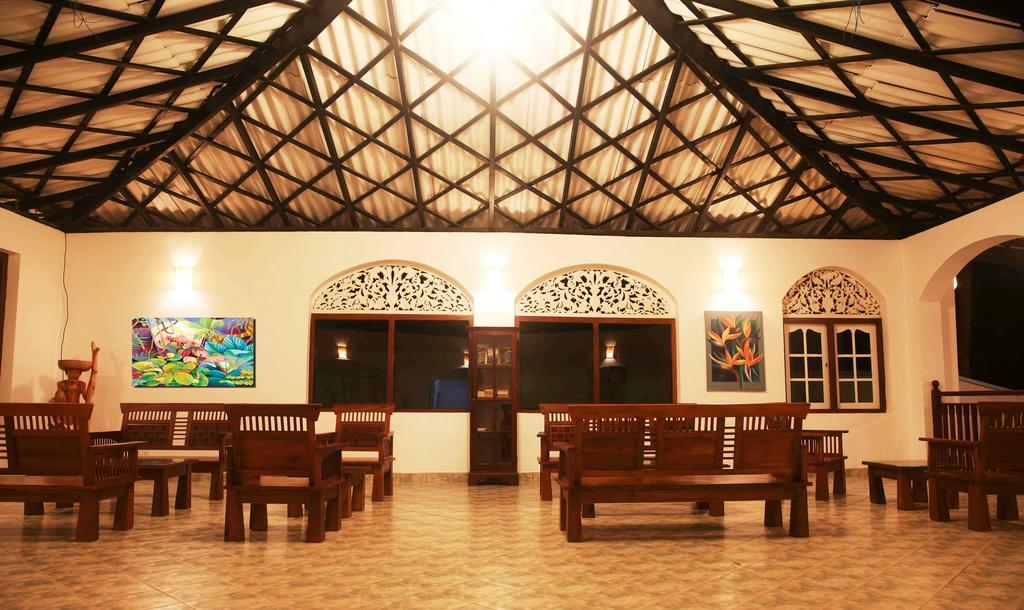 Thejan Beach Cabanas Bentota Bagian luar foto