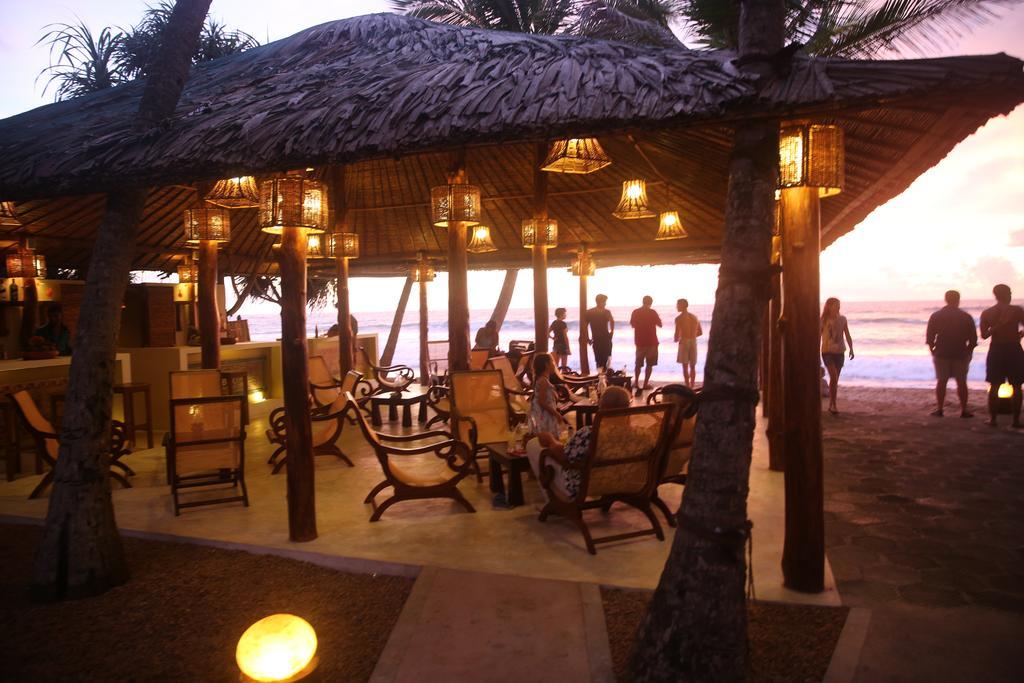 Thejan Beach Cabanas Bentota Bagian luar foto